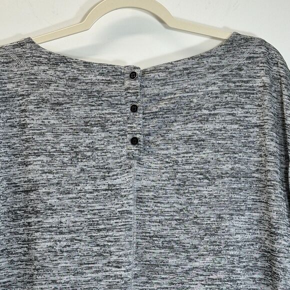 T by Talbots Tunic Top Women’s Sz L Gray Marled Knit 3 Button Back Side Slit Hem - Picture 6 of 12